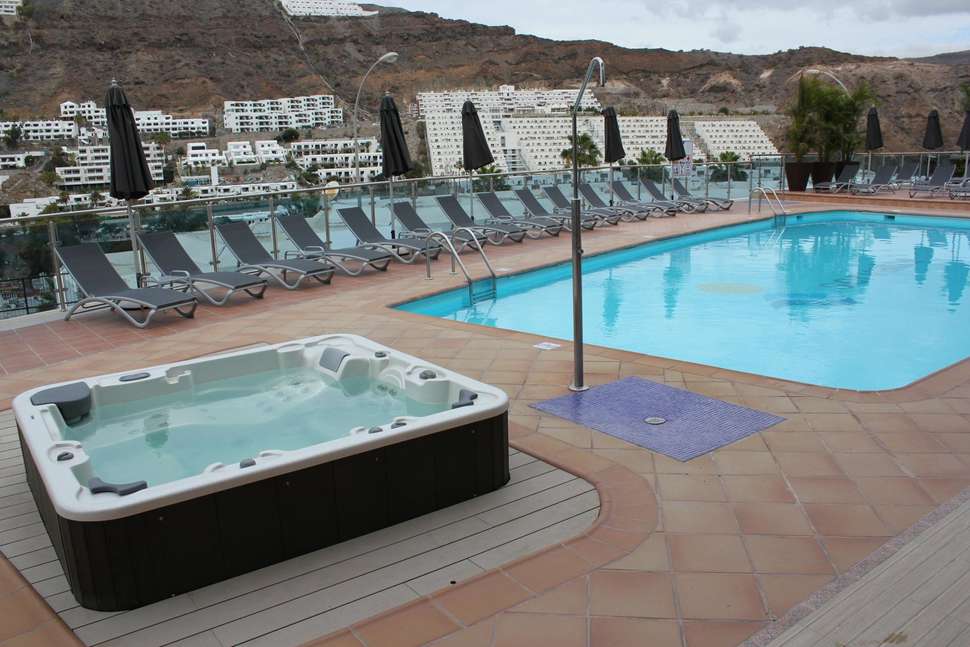 Ein Foto vom Pool im Hotel Servatur Casablanca