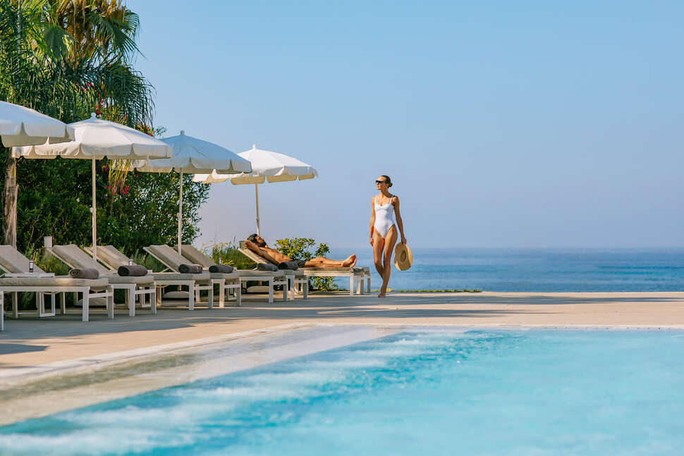 Een foto van het zwembad bij Ivi Mare Hotel