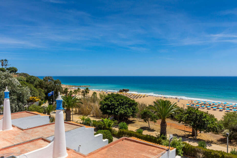 Een foto van de buitenkant van Monica Isabel Beach Club