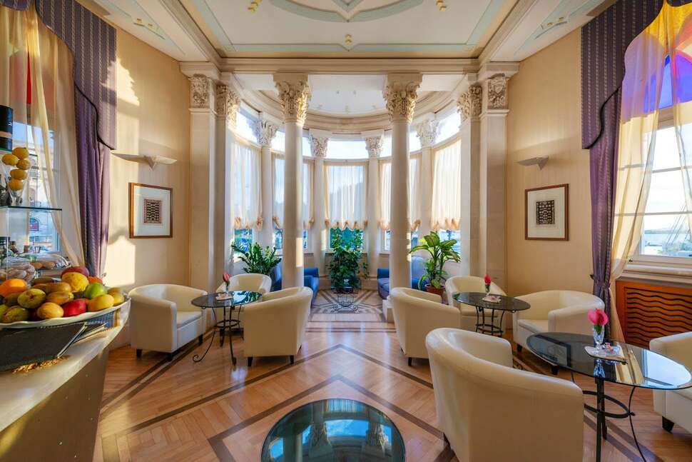 Ein Foto Grand Hotel Ortigia