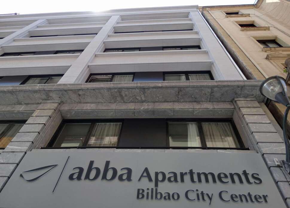 Ein Foto Abba Suites Bilbao City Center