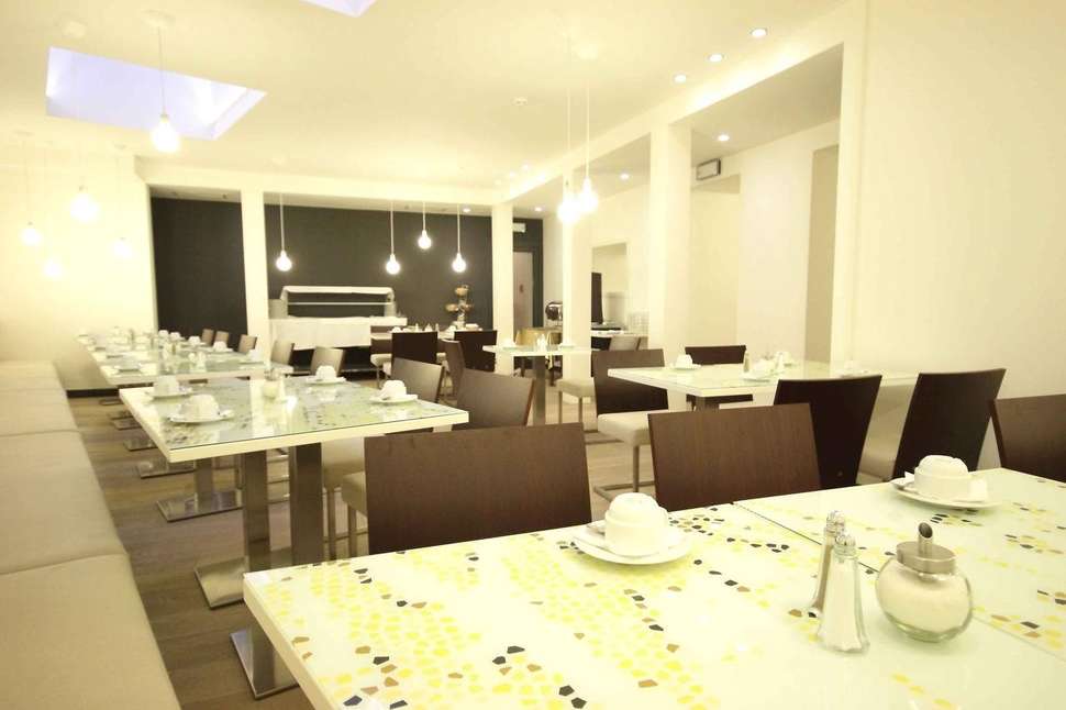 Een foto van de faciliteiten bij Hotel Pure White