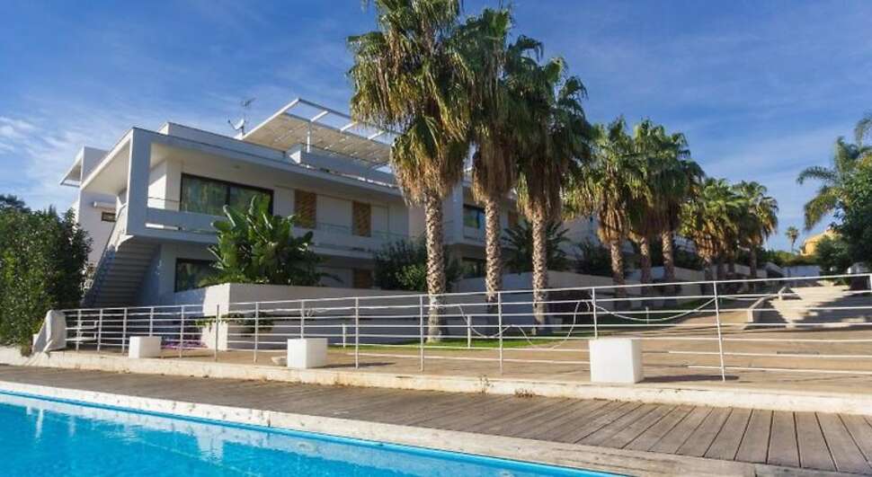 Een foto van het zwembad bij Kamena Residence