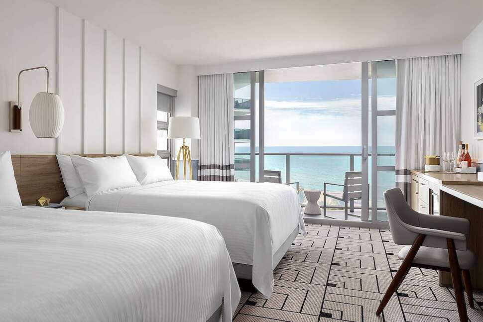 Ein Foto Cadillac Hotel & Beach Club