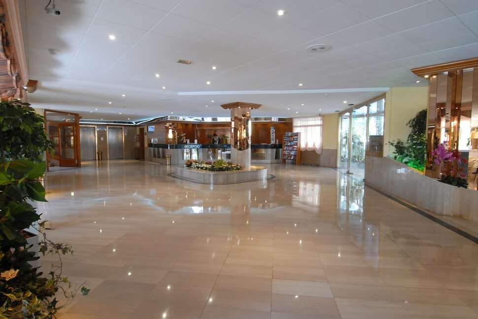 Een foto van het interieur van Hotel Beverly Park & Spa