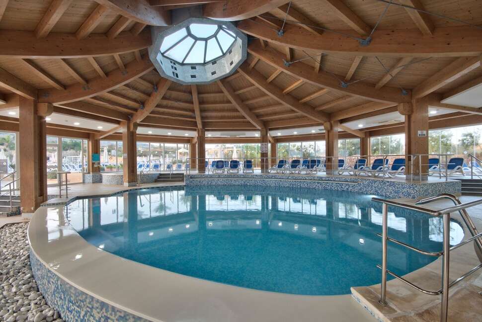 Een foto van db Seabank Resort & Spa