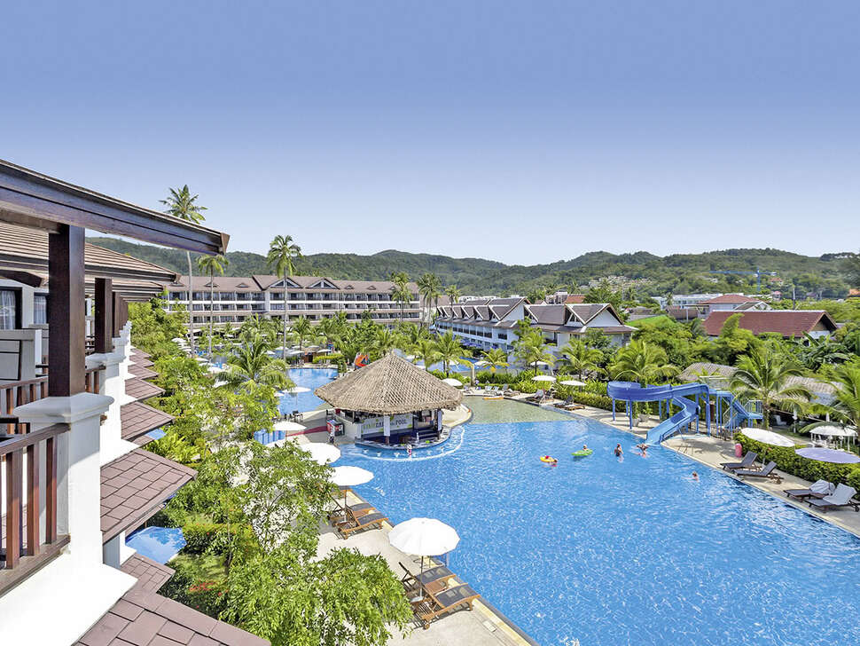 Een foto van het zwembad bij Sunwing Resort Kamala Beach