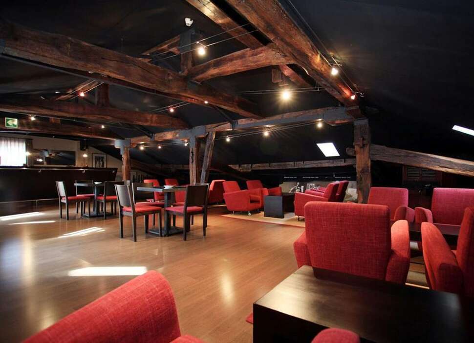 Een foto van de faciliteiten bij Petit Palace Arana Bilbao Hotel
