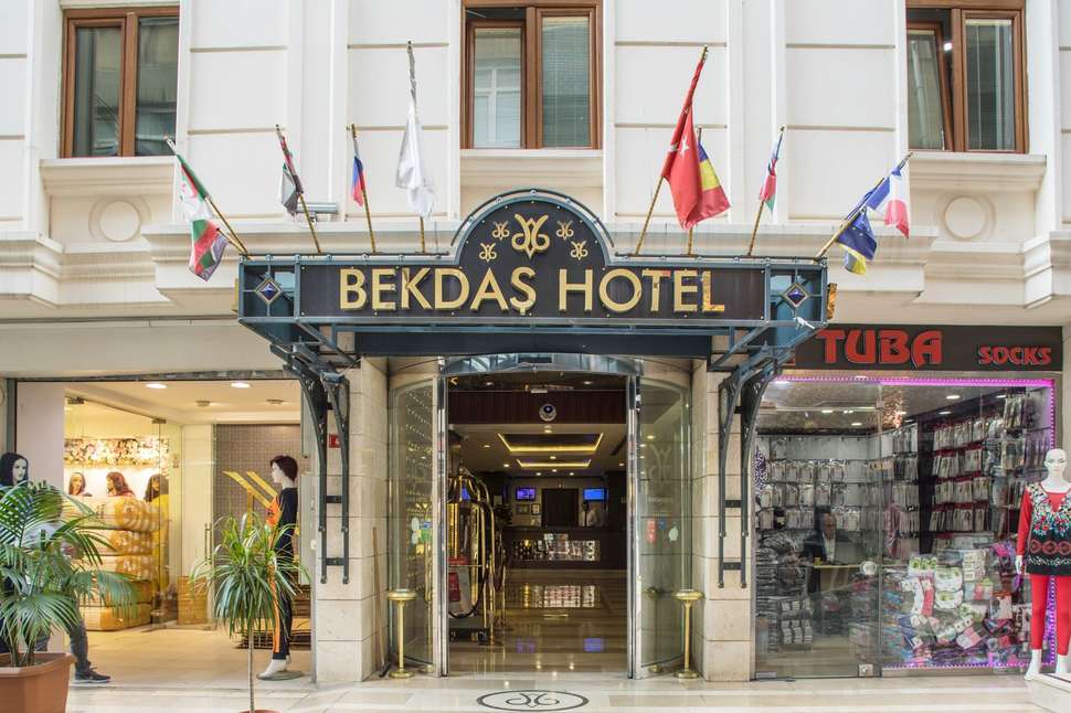 Een foto van de buitenkant van Hotel Bekdas Deluxe