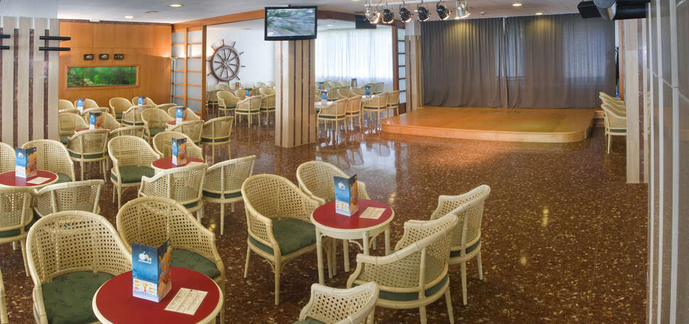 Een foto van de faciliteiten bij Hotel GHT Aquarium & Spa
