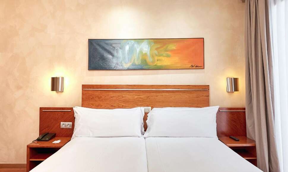 Ein Foto Hotel Garbi Millenni