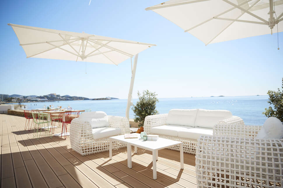 Een foto van het terras bij Vibra Algarb Hotel