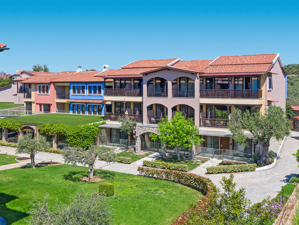 Een foto van de buitenkant van Anthemus Sea Beach Hotel & Spa