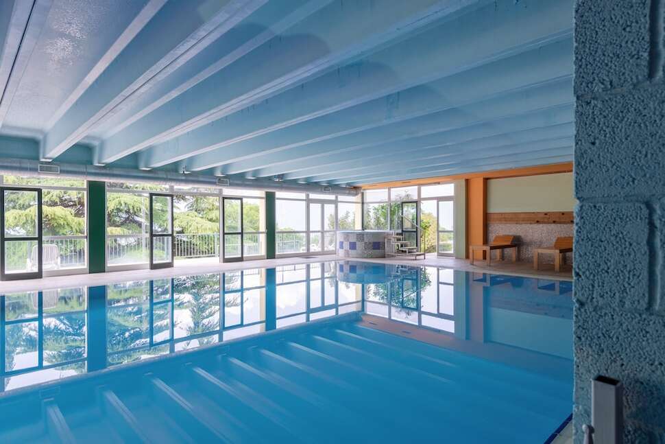 Ein Foto vom Pool im Parc Hotel Jolanda