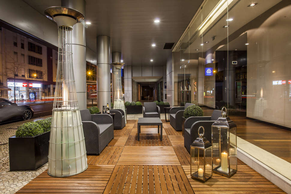 Een foto van het interieur van Czar Lisbon Hotel