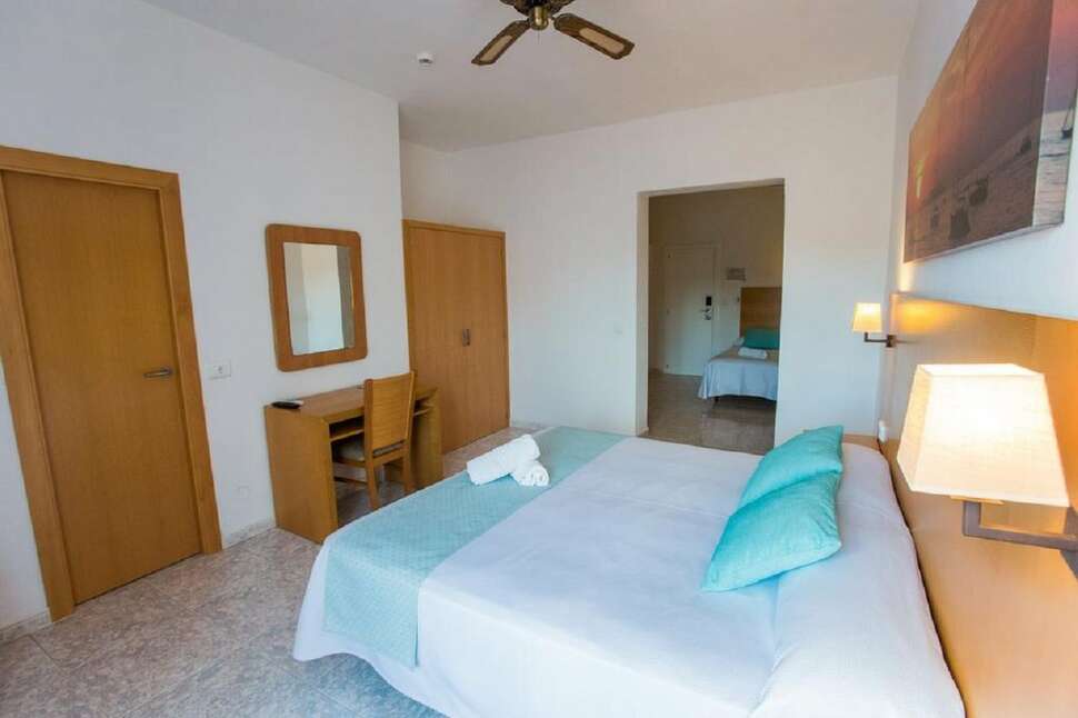 Ein Foto Hotel Tagomago