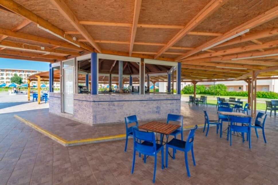 Een foto van de faciliteiten bij Myrina Beach Hotel