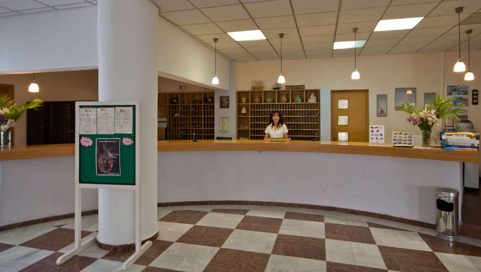Een foto van het interieur van Tigaki Beach Hotel