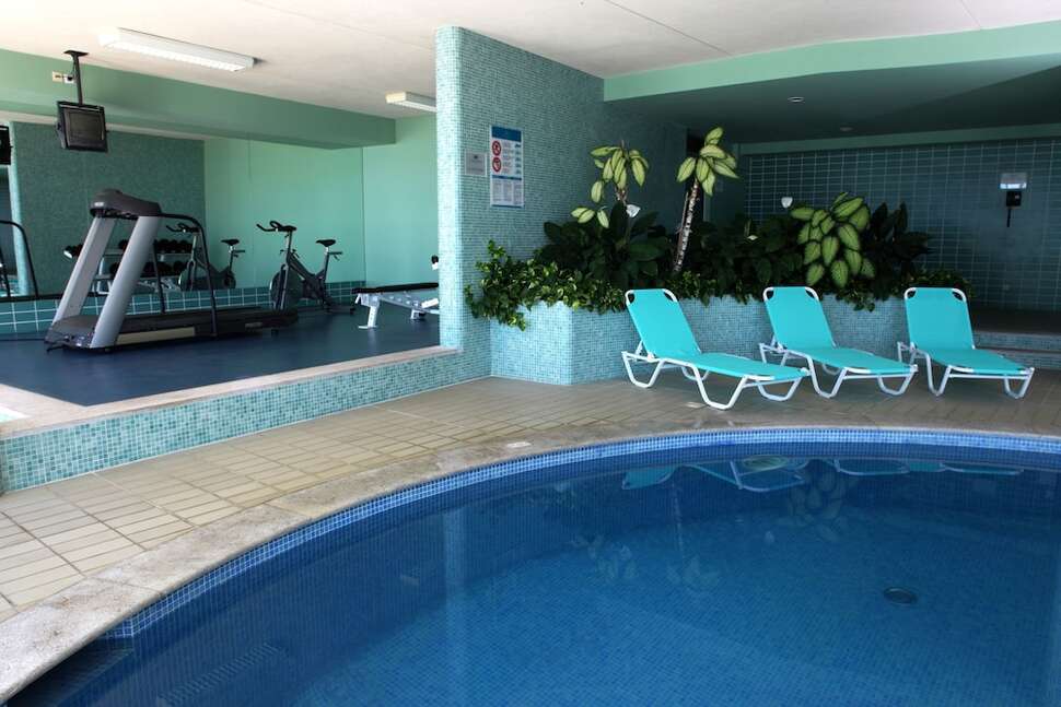 Een foto van het zwembad bij Madeira Regency Cliff Hotel