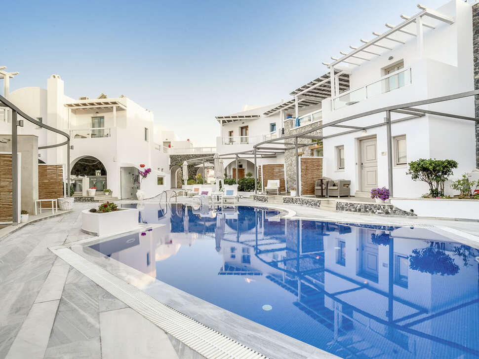 Een foto van het zwembad bij La Mer Deluxe Hotel & Spa