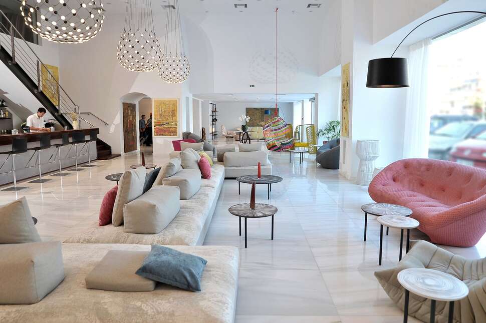 Ein Foto Athenaeum Grand Hotel