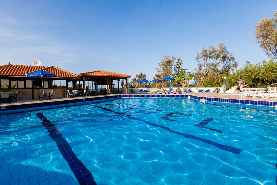 Een foto van Angel Village Hotel