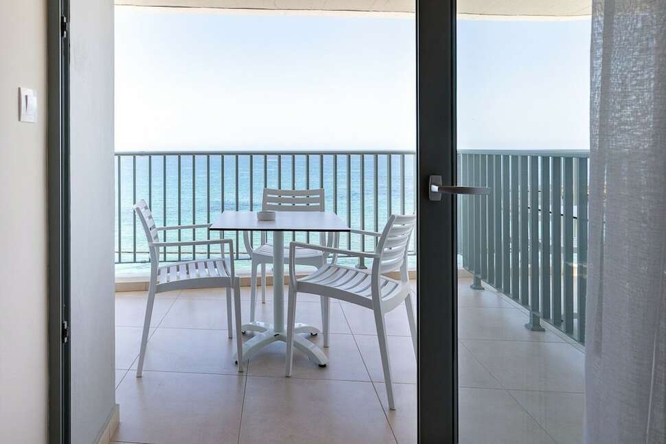 Ein Foto Alia Beach Hotel