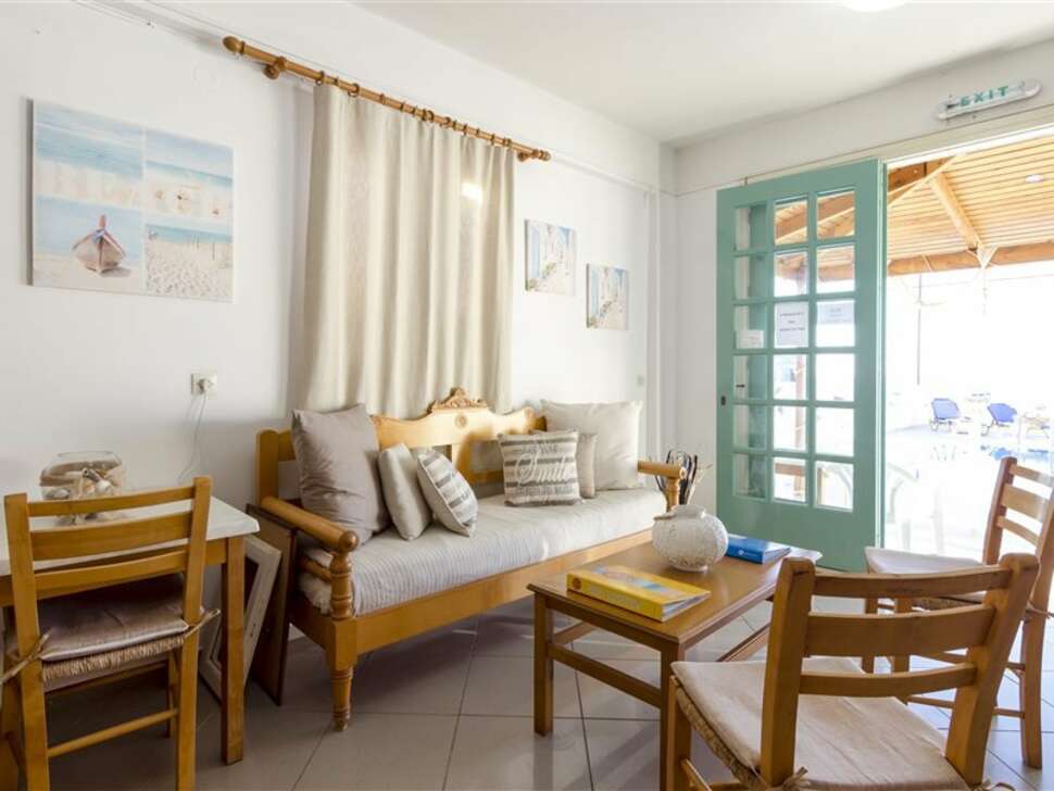 Een foto van het interieur van Aglaia Appartementen