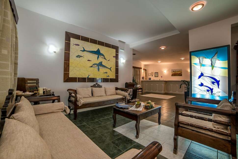 Een foto van het interieur van Scorpios Beach Hotel