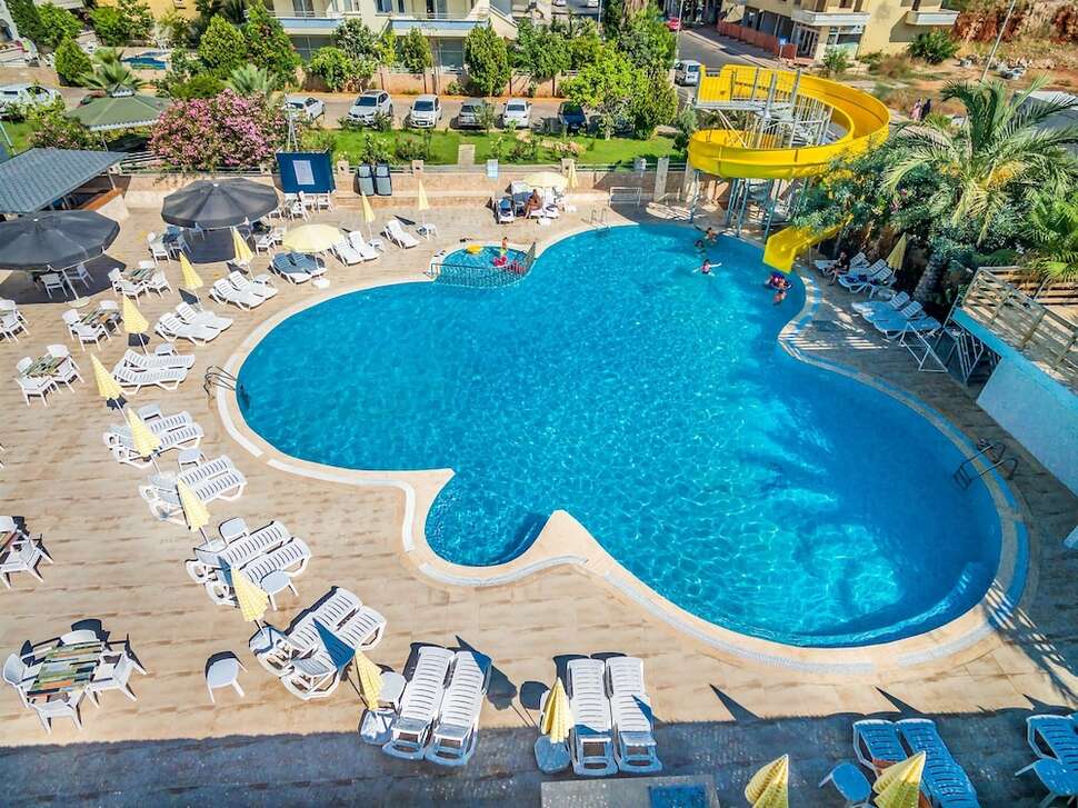Ein Foto vom Pool im Arsi Blue Beach Hotel