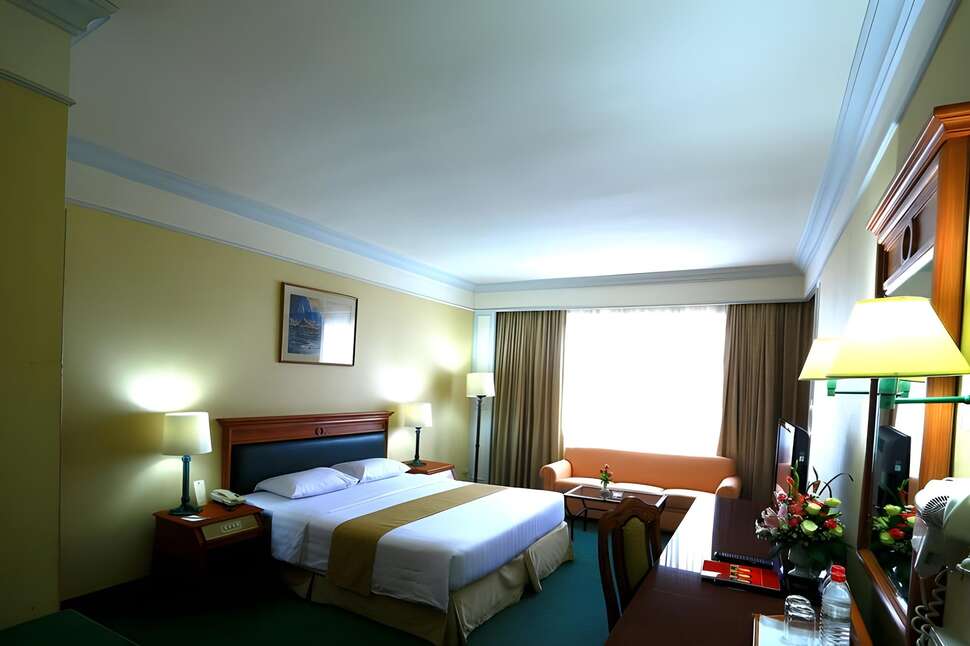 Ein Foto Royal Benja Hotel