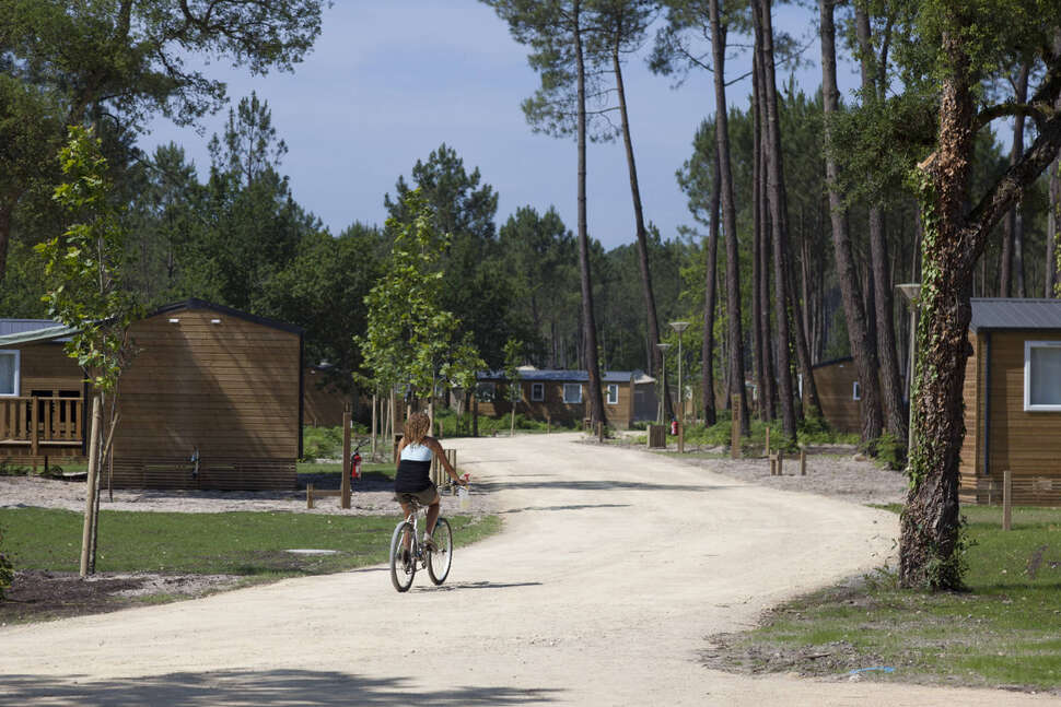 Een foto van de buitenkant van Sandaya Camping Soustons Village