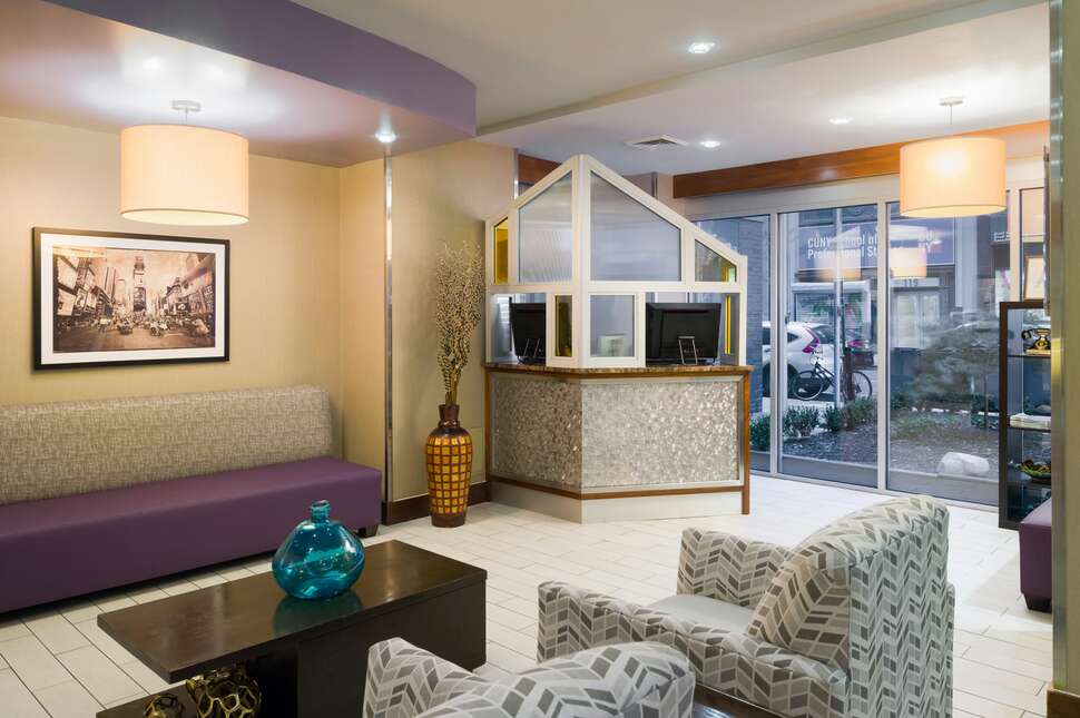 Ein Foto vom Innenbereich im Hampton Inn Madison Square Garden Area