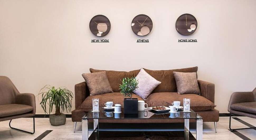 Een foto van het interieur van Athens One Smart Hotel