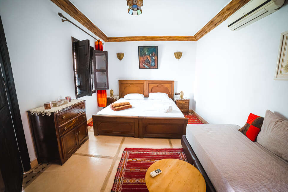 Ein Foto Riad Marwa