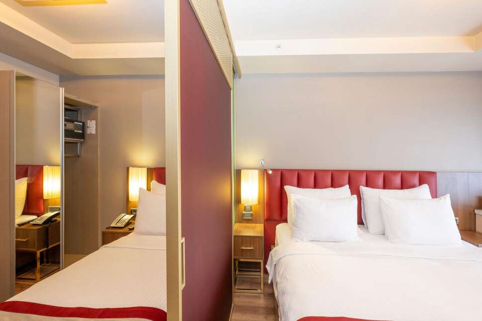 Een foto van Ramada by Wyndham Istanbul Pera