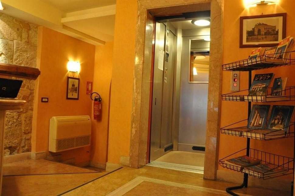 Een foto van het interieur van Hotel Posta