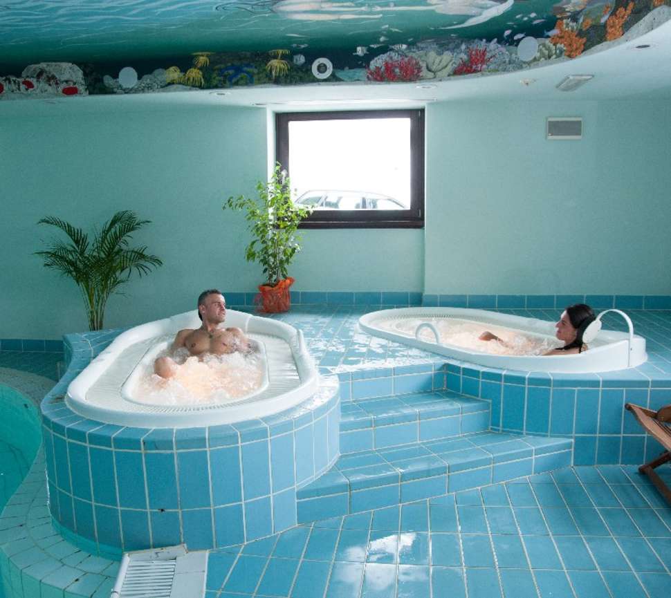 Een foto van de faciliteiten bij Charme Hotel Alexander