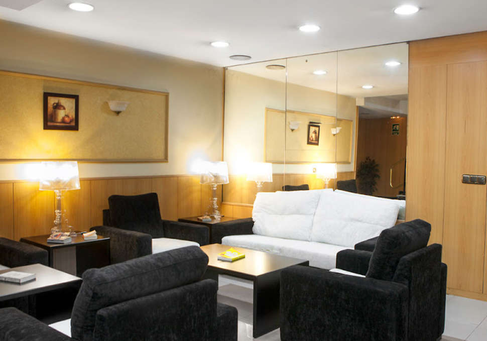 Een foto van het interieur van Soho Bahia Malaga Hotel