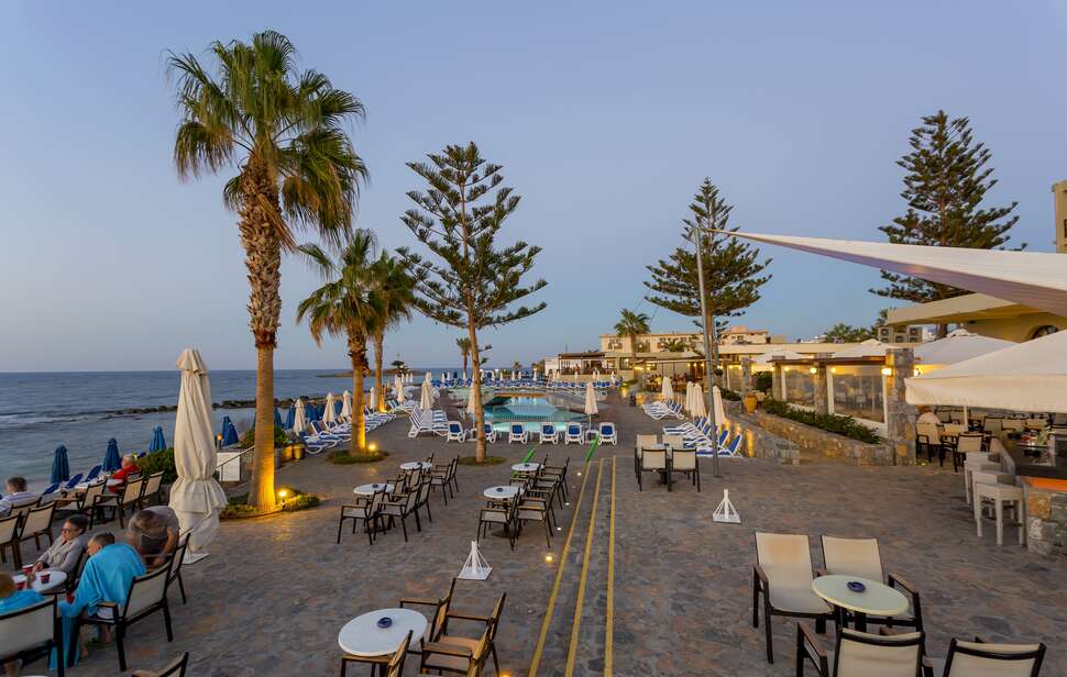Een foto van het terras bij Dessole Malia Beach