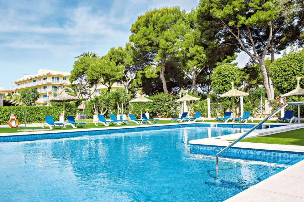 Ein Foto vom Pool im Hotel Foners