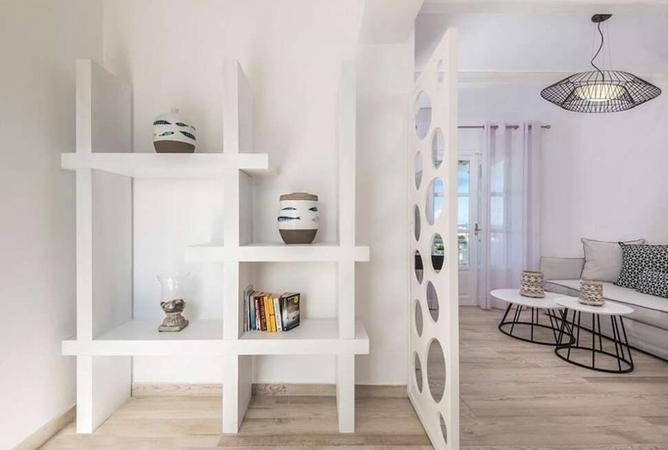 Een foto van Smy Mediterranean White