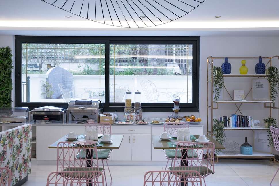 Ein Foto The Alley Hotel