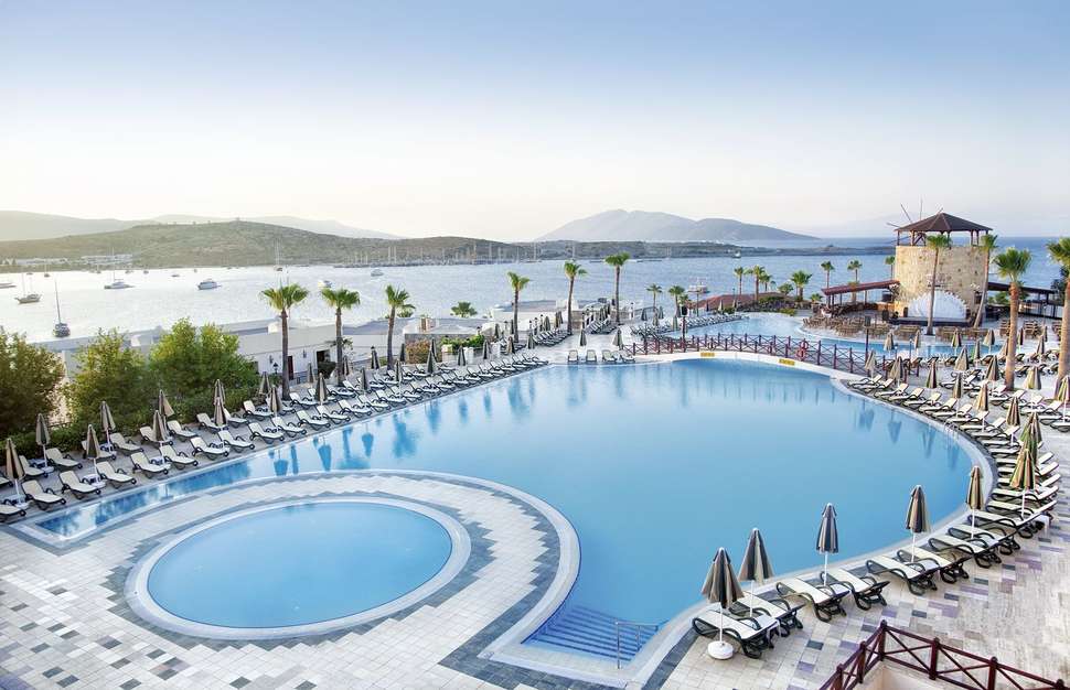 Een foto van het zwembad bij Selectum Colours Bodrum