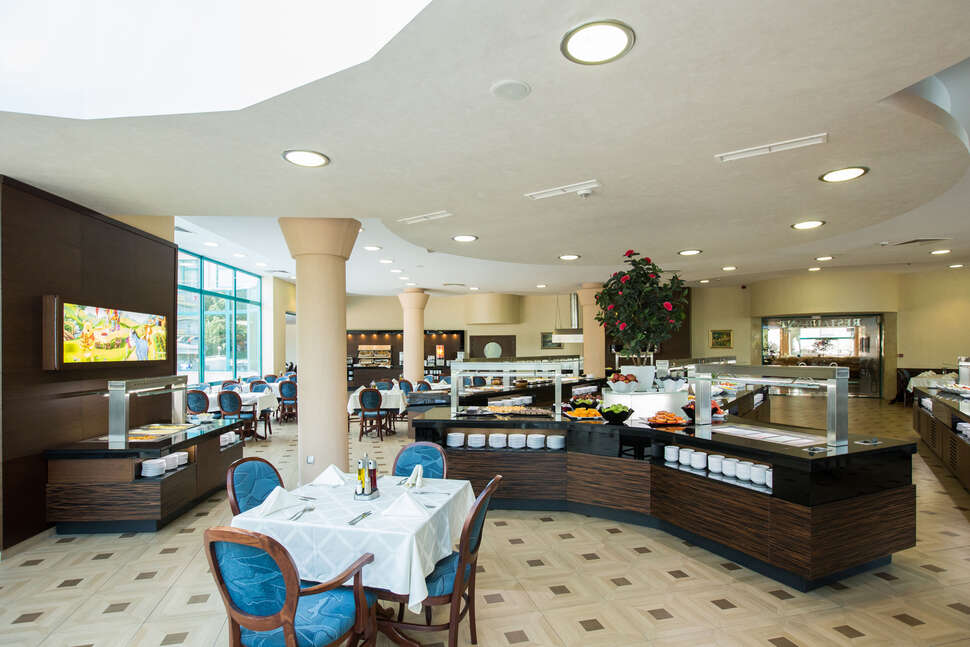Ein Foto Marina Grand Beach Hotel