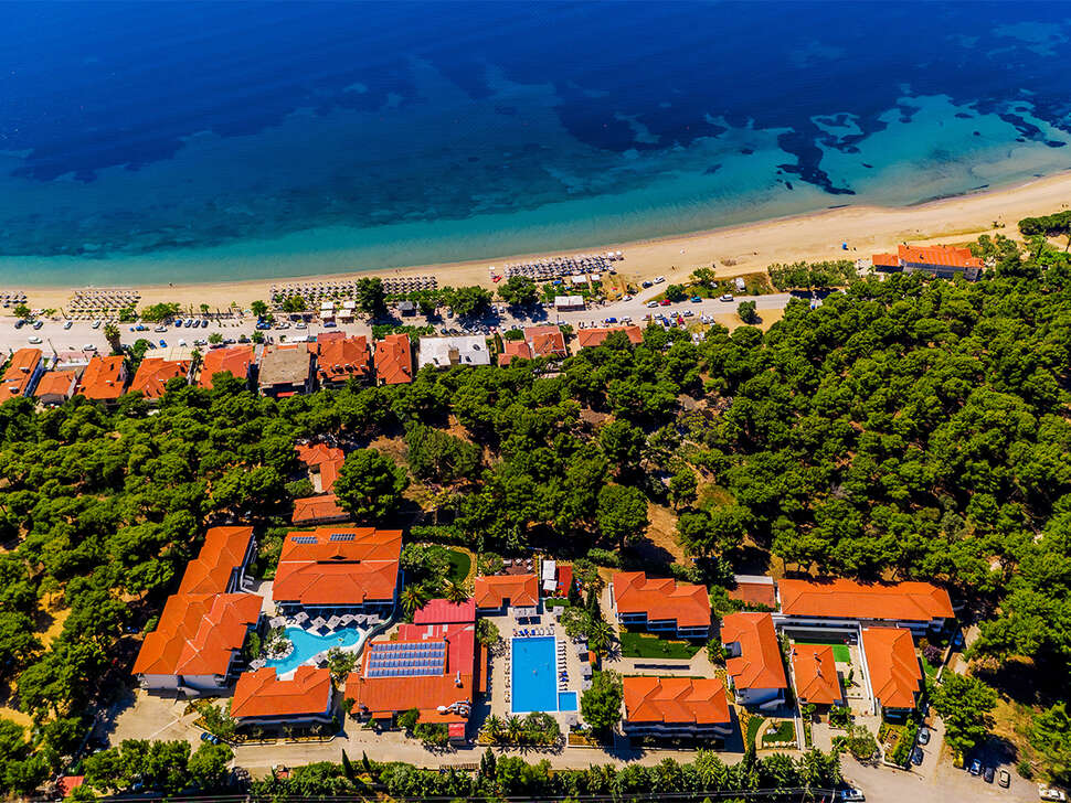 Een foto van de buitenkant van Philoxenia Hotel