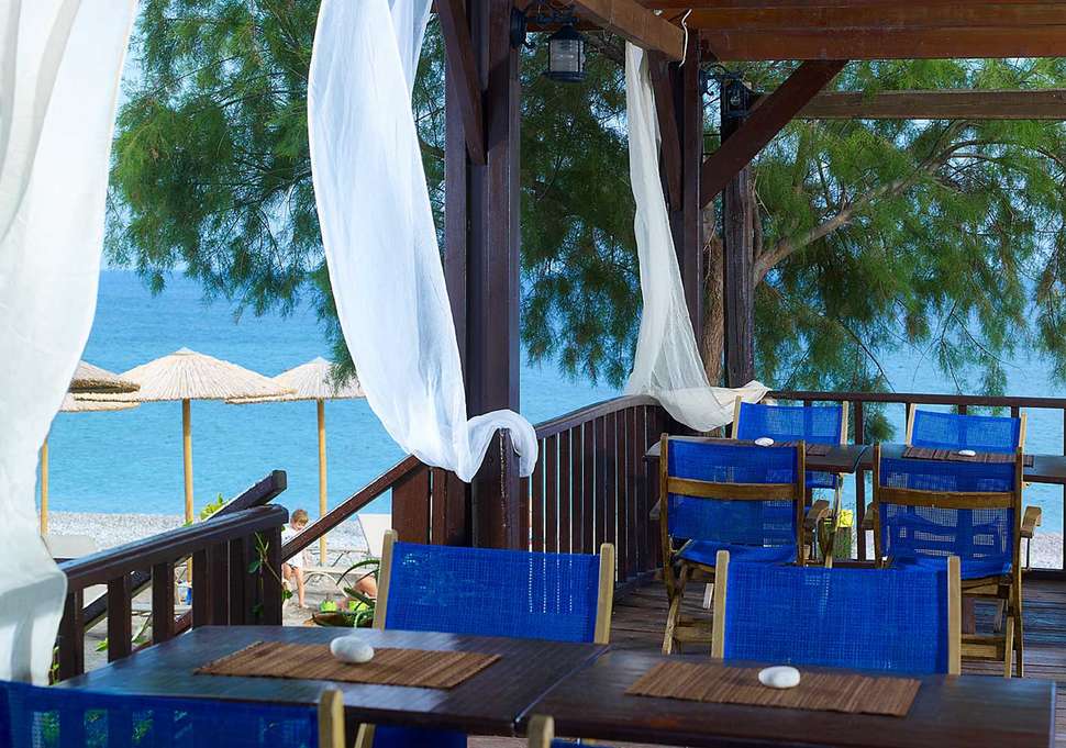Een foto van het terras bij Labranda Miraluna Village & Spa