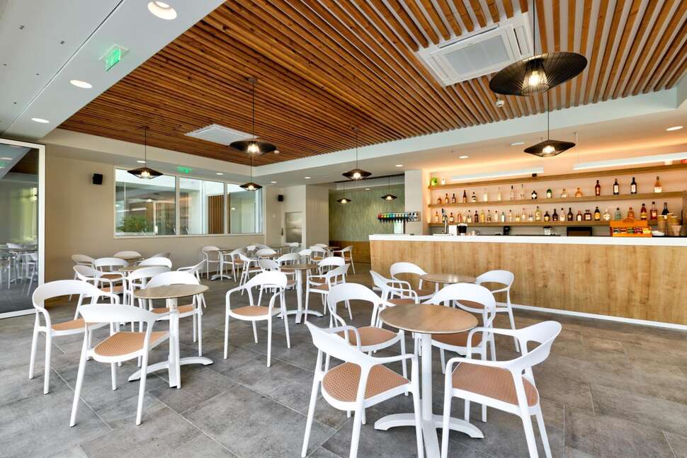 Ein Foto White Olive Premium Hotel