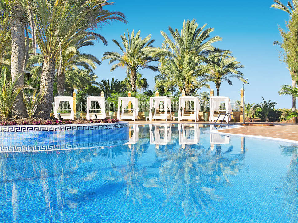 Een foto van het zwembad bij Elba Palace Golf Boutique Hotel