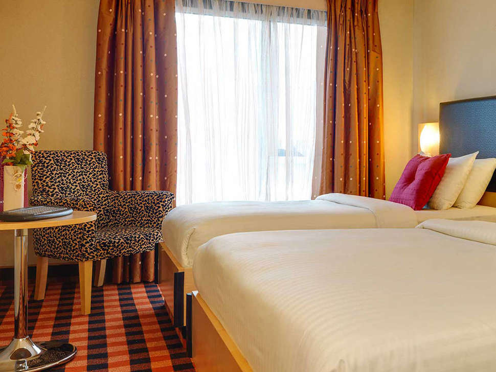 Een foto van The Academy Plaza Hotel